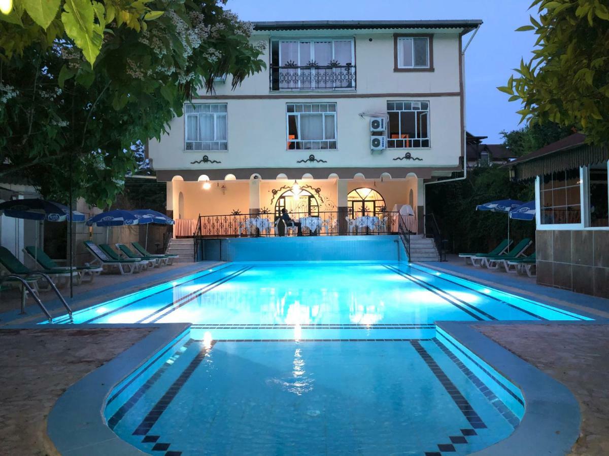 אנטליה Kromer Garden Hotel מראה חיצוני תמונה